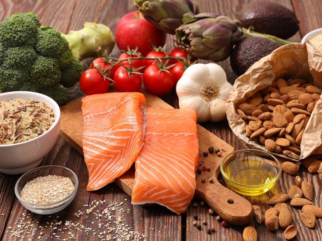 Cách kết hợp thực phẩm giàu protein vào chế độ dinh dưỡng KTIRA